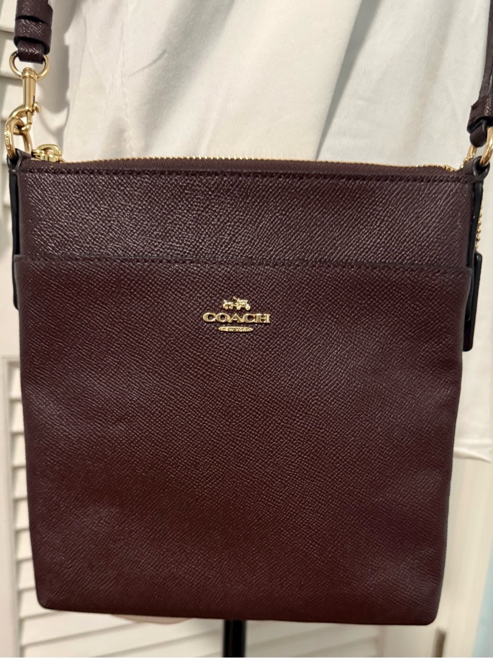 Coach “Kitt” Messenger Crossbody Bag in Oxblood Crossgrain Leather! Like New!